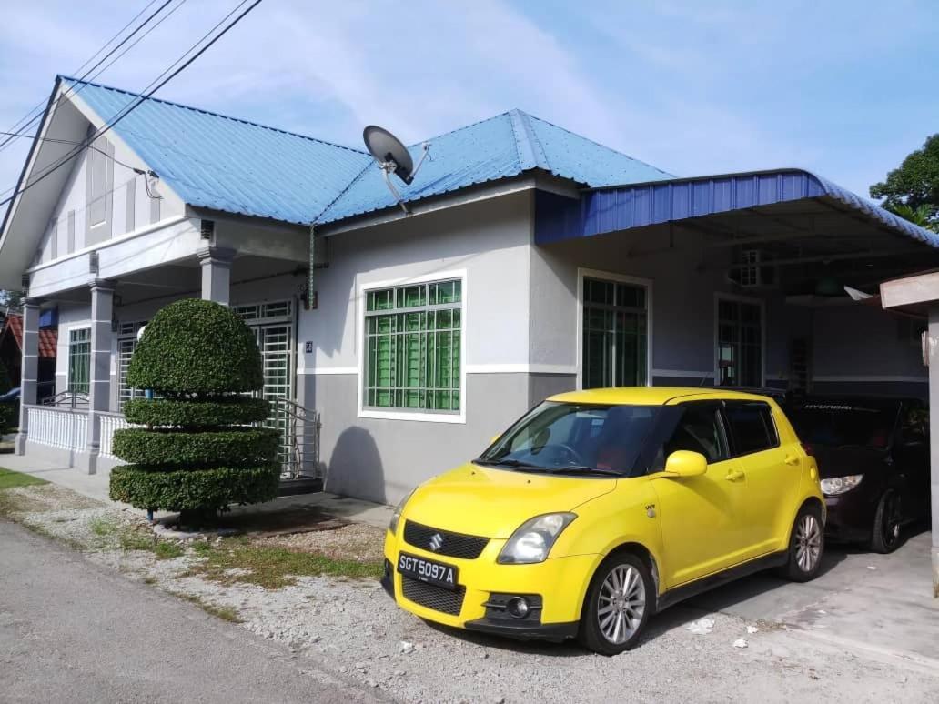 Homestay Hj Esmon Parit Raja Uthm Batu Pahat Zewnętrze zdjęcie